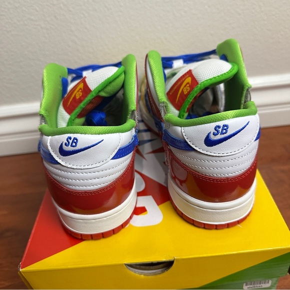 Nike SB Dunk Low Sandy Bodecker Size 11 - Picture 2 of 9